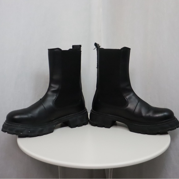 VIRÓN Black Paradigm Boots - Picture 8 of 16